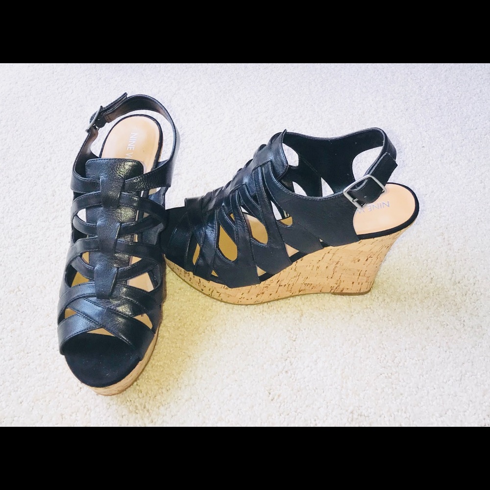 The CUTEST  Nine West wedges 😍😍